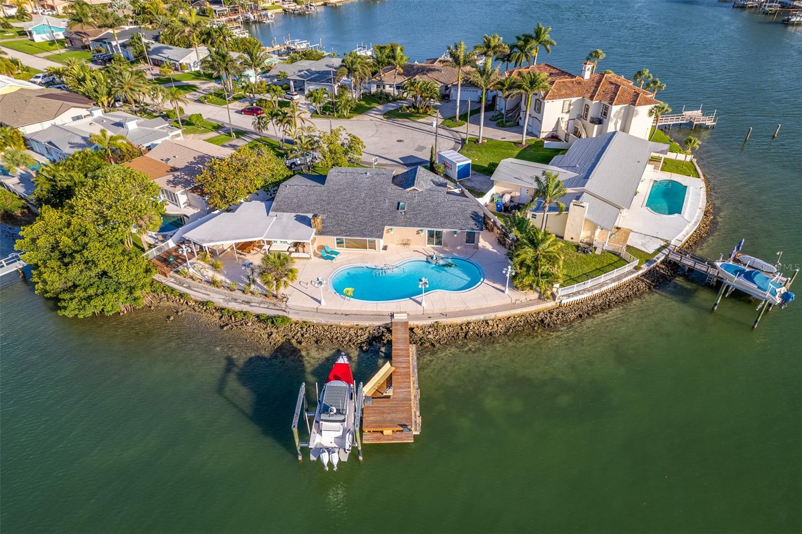 SOUTH CSWY ISLE - Residential