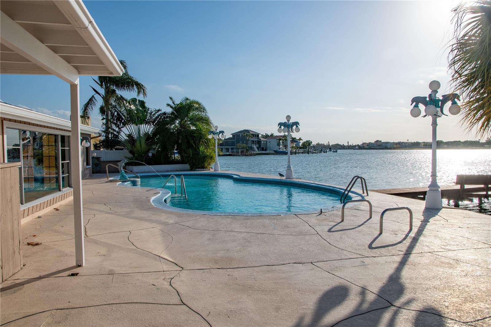 SOUTH CSWY ISLE - Residential