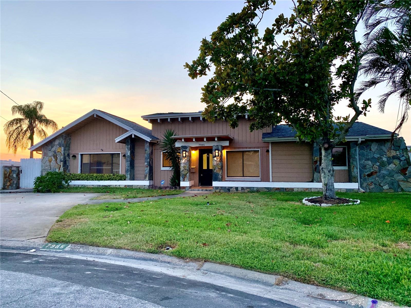 SOUTH CSWY ISLE - Residential