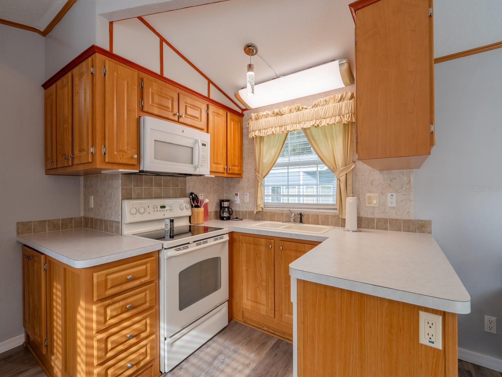 OKLAWAHA OVERLOOK CONDO - Residential