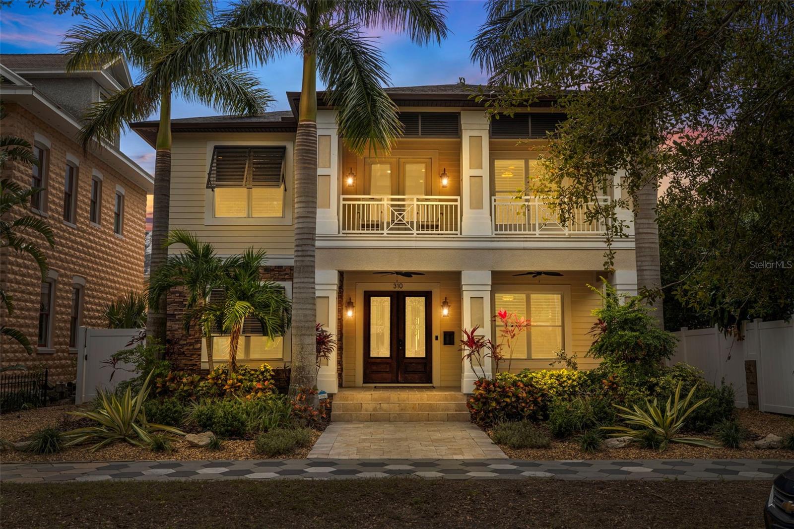 EASLEYS R W ADD - Residential