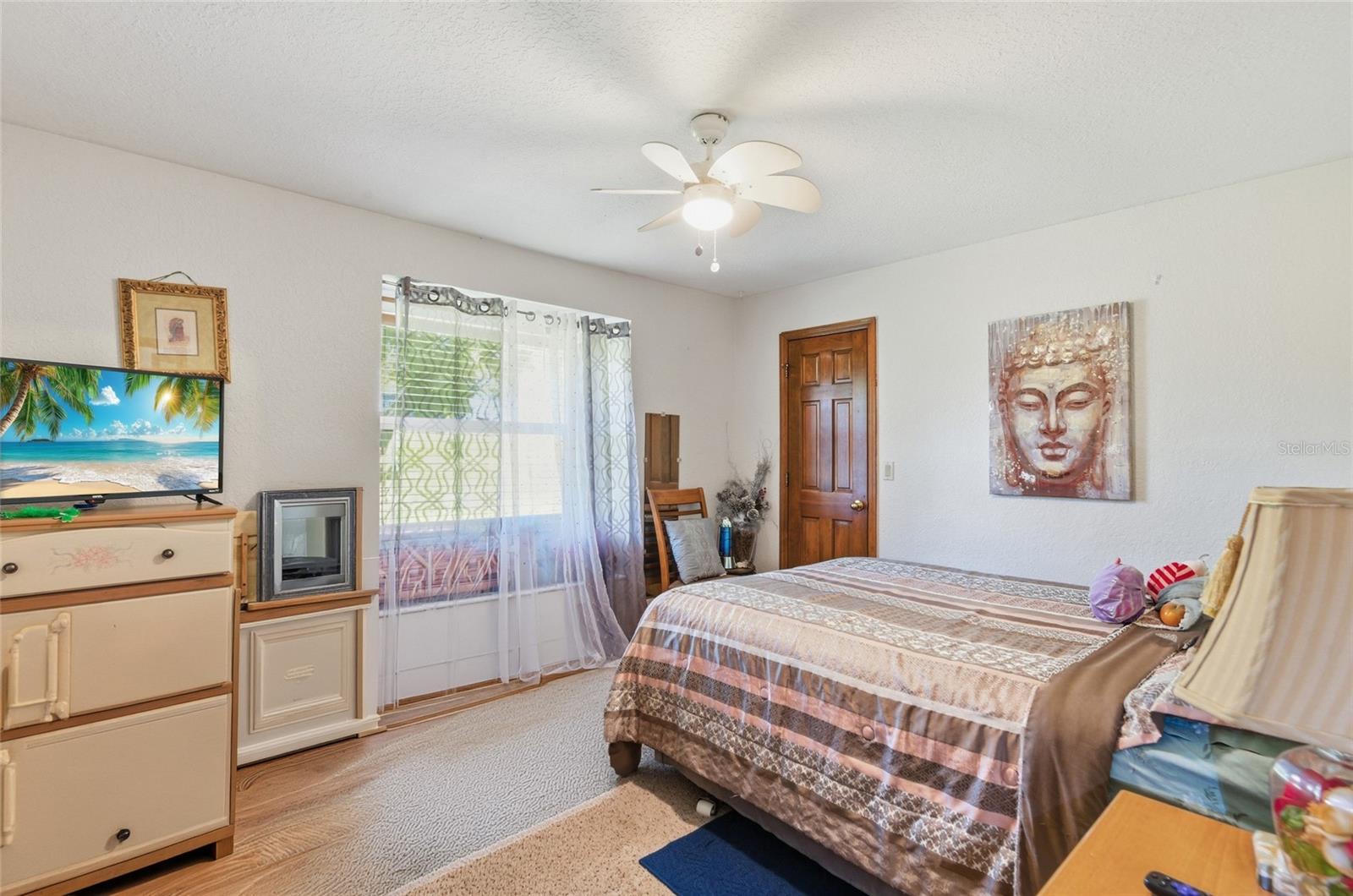 OVERLOOK ESTATES - Residential