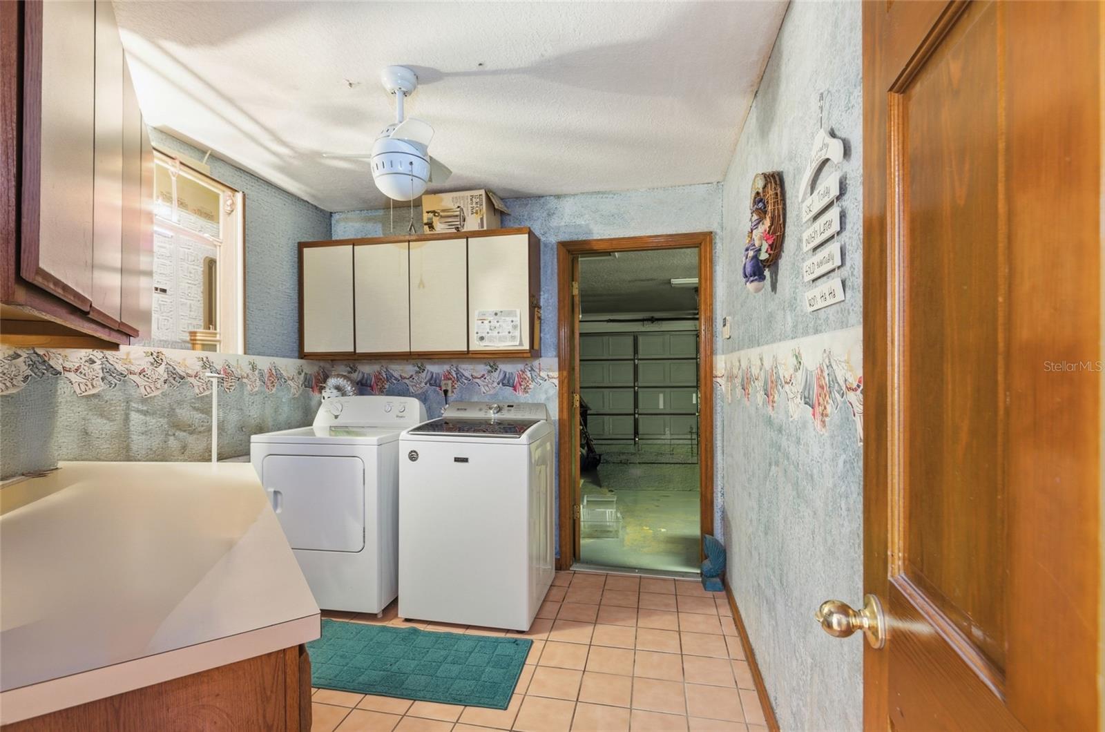 OVERLOOK ESTATES - Residential