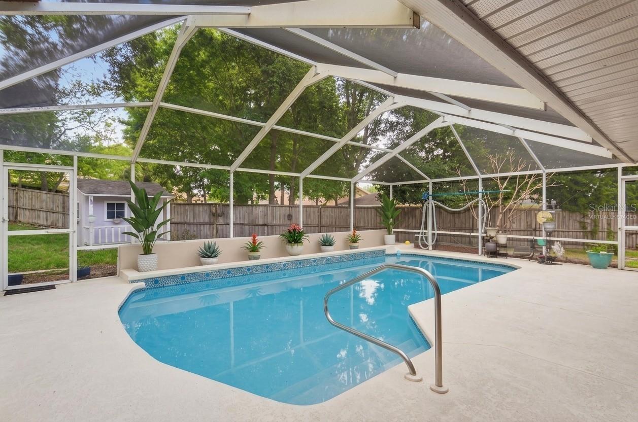 OVERLOOK ESTATES - Residential