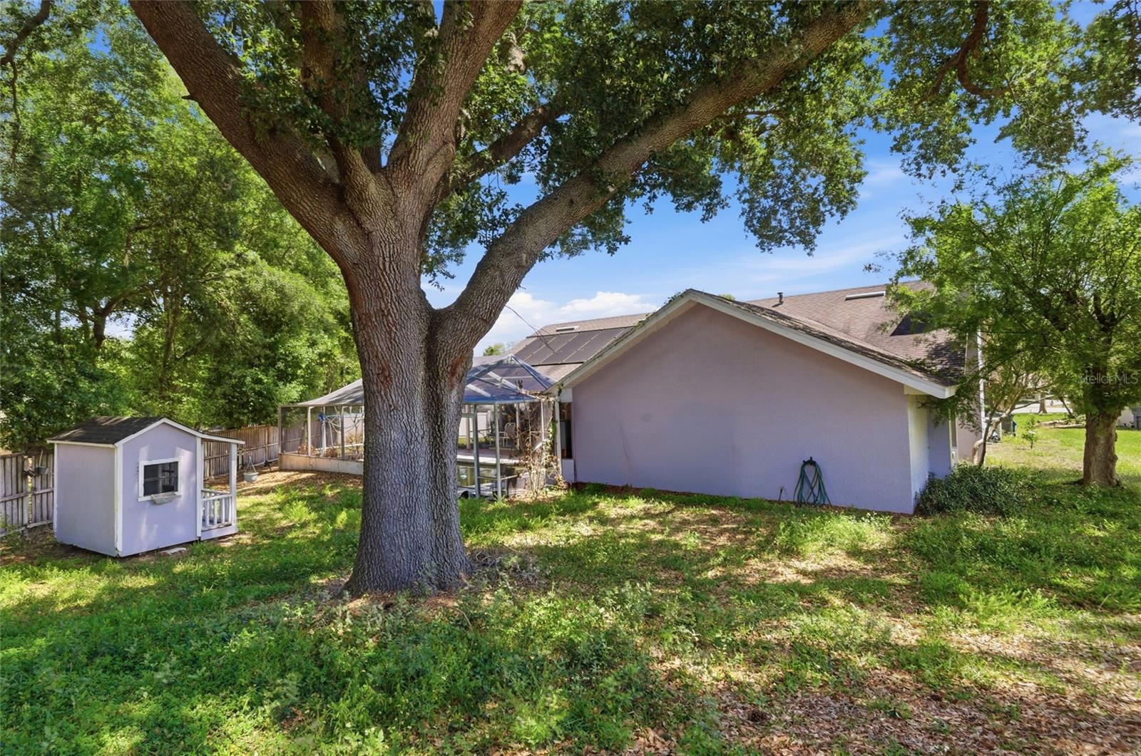 OVERLOOK ESTATES - Residential