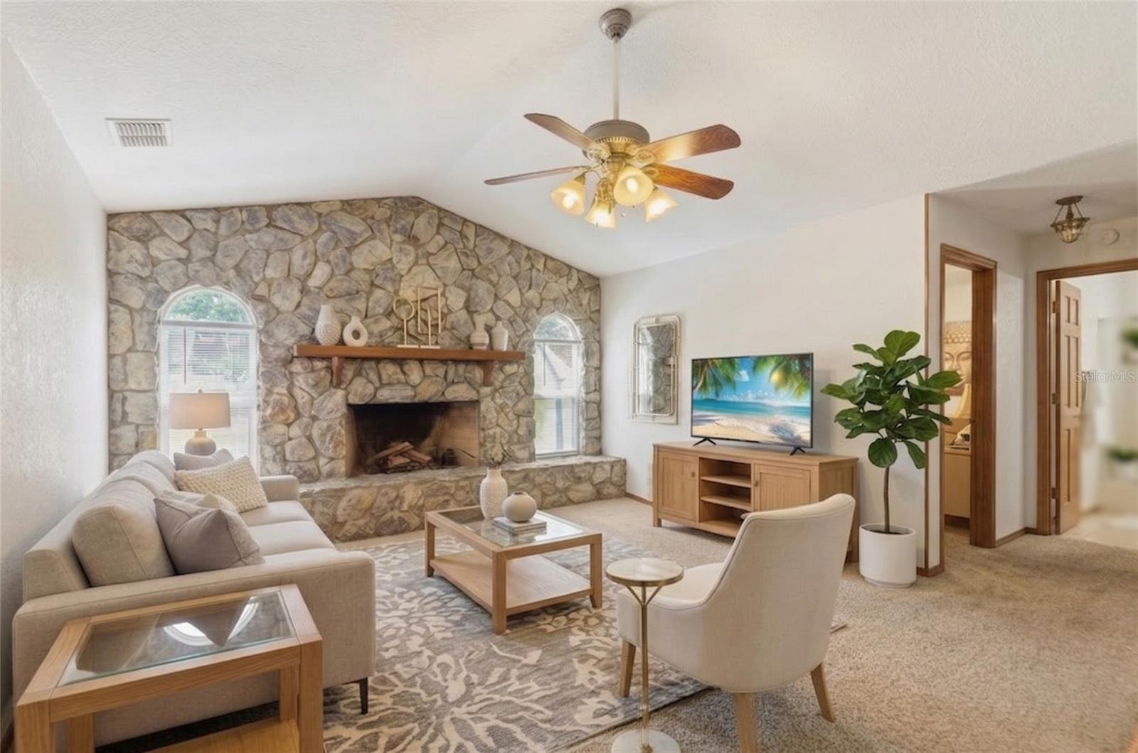 OVERLOOK ESTATES - Residential