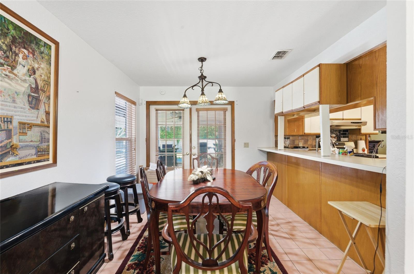 OVERLOOK ESTATES - Residential