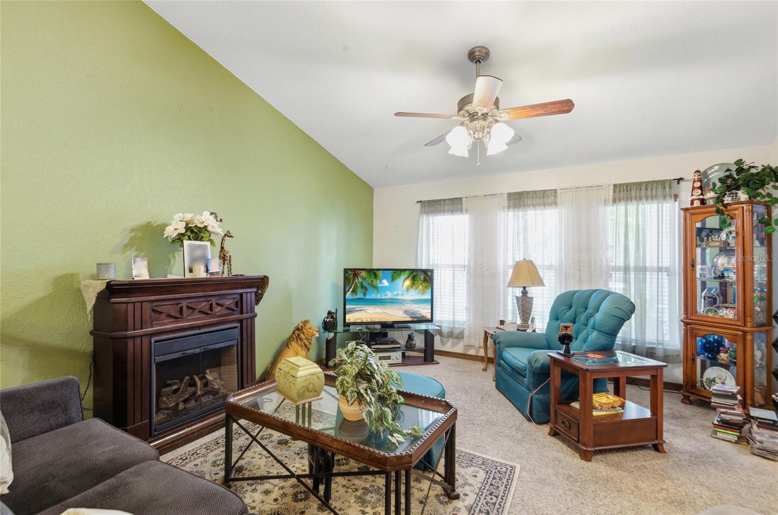 OVERLOOK ESTATES - Residential