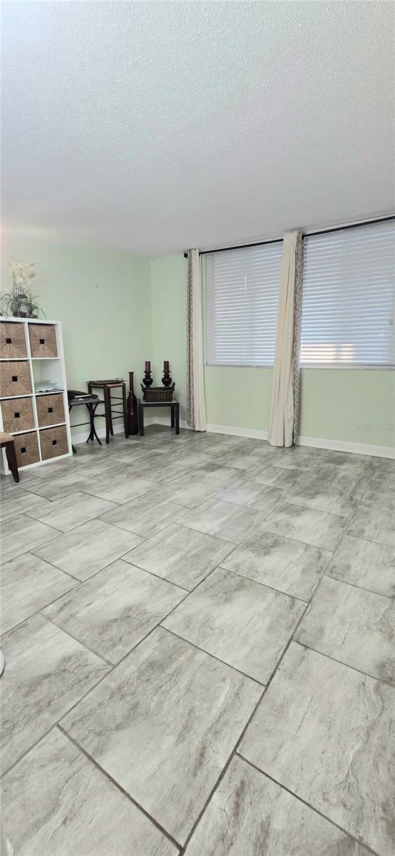 SEVILLE CONDO 4 - Residential