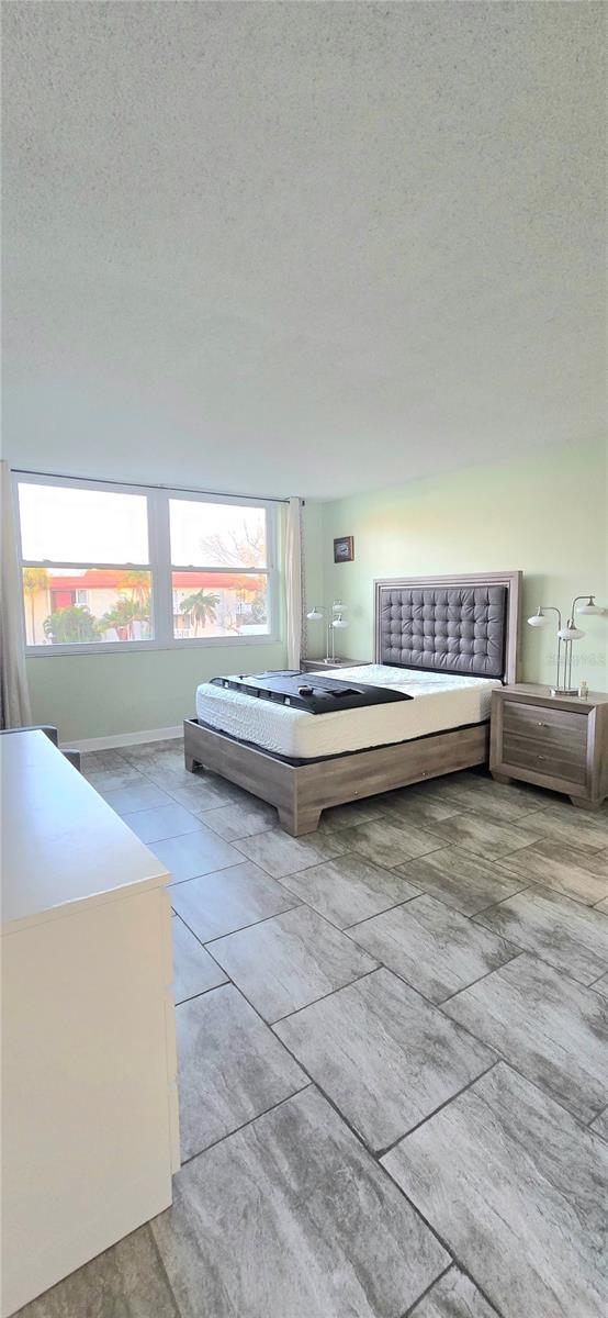 SEVILLE CONDO 4 - Residential