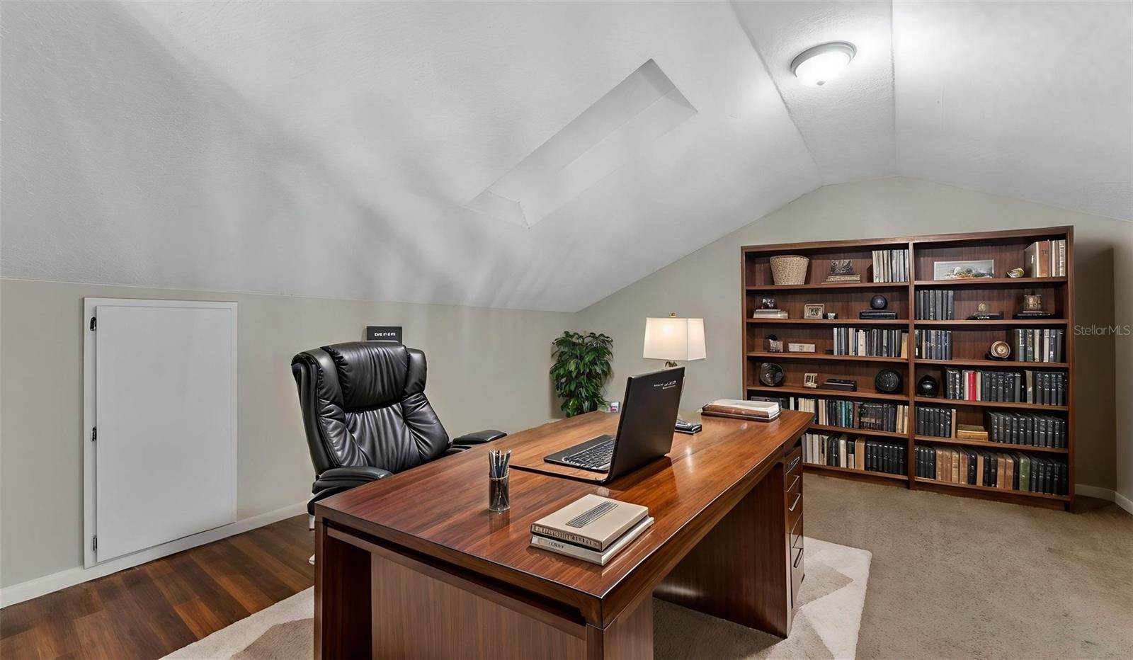 VILLAGE PLACE - Residential