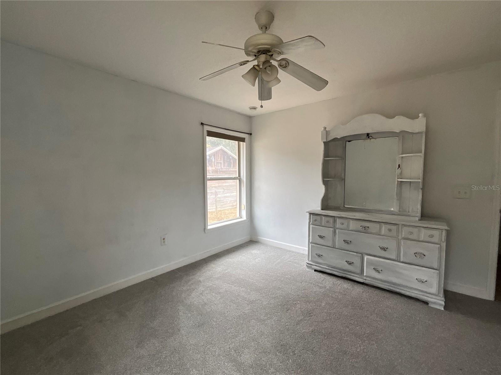 ROLLING WOODS - Residential