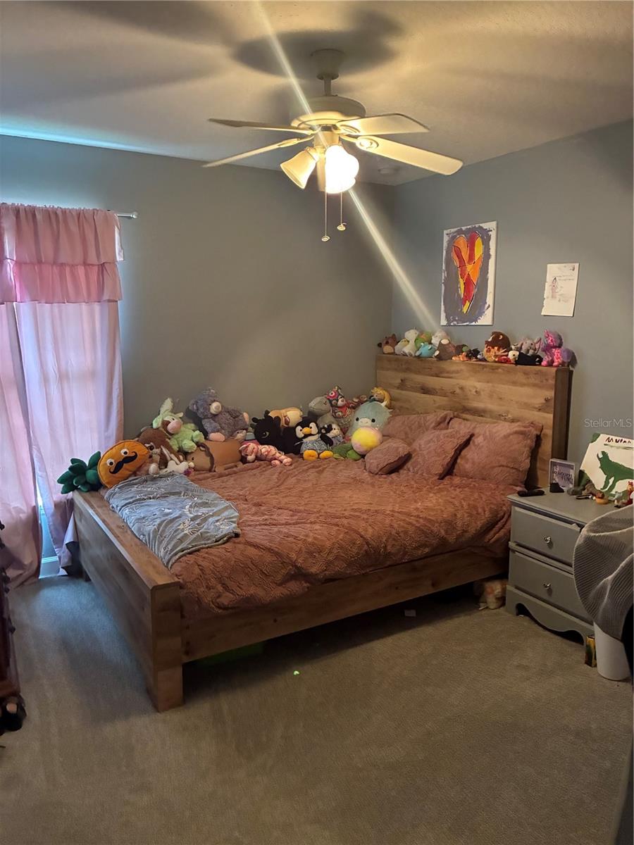 ROLLING WOODS - Residential