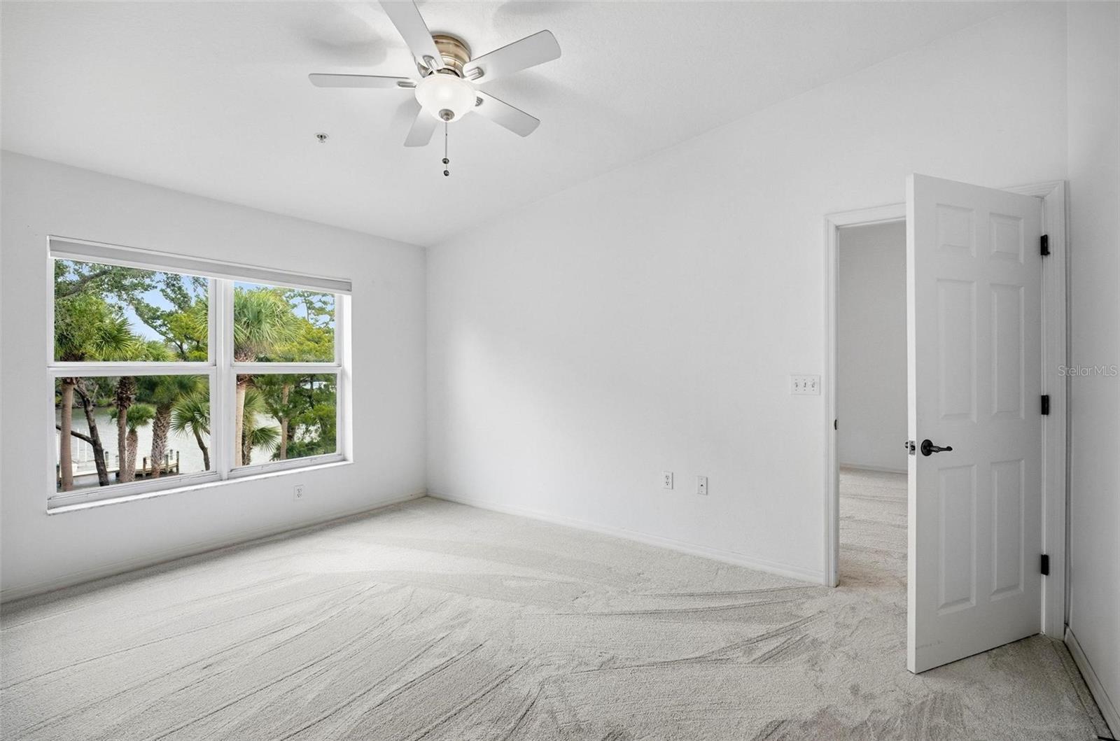 CANOPY WALK PH 1 - Residential Lease