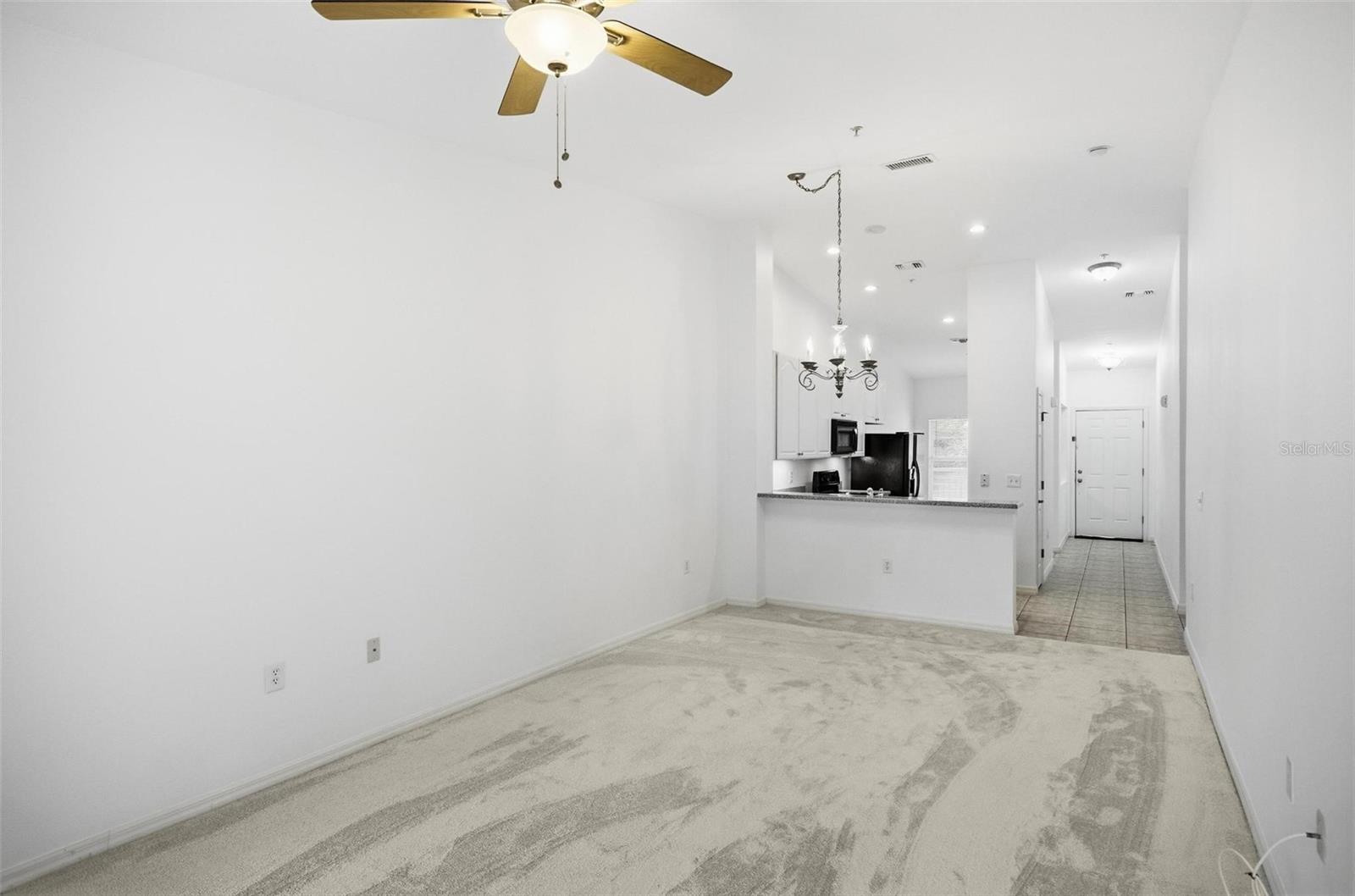 CANOPY WALK PH 1 - Residential Lease