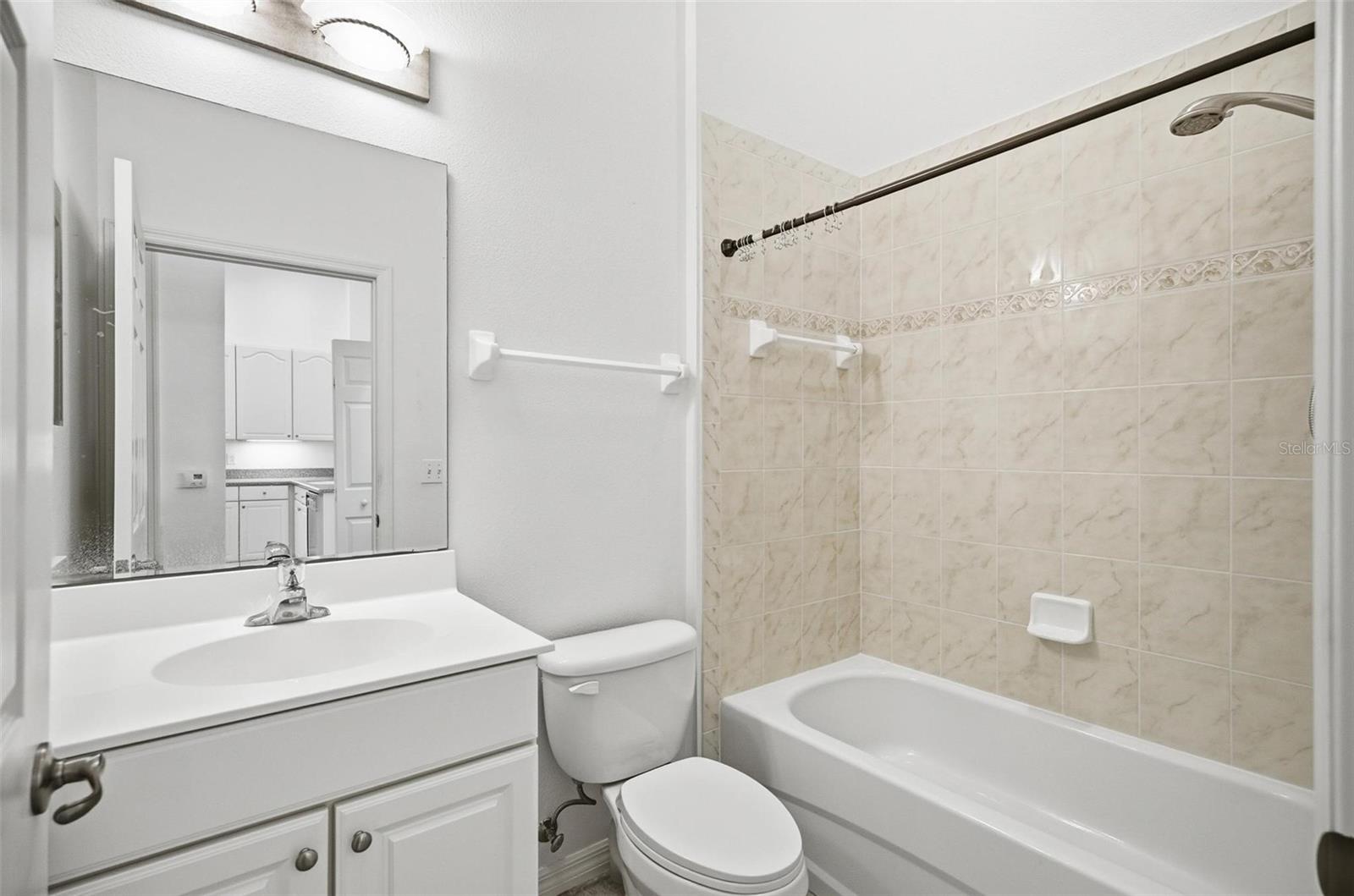 CANOPY WALK PH 1 - Residential Lease