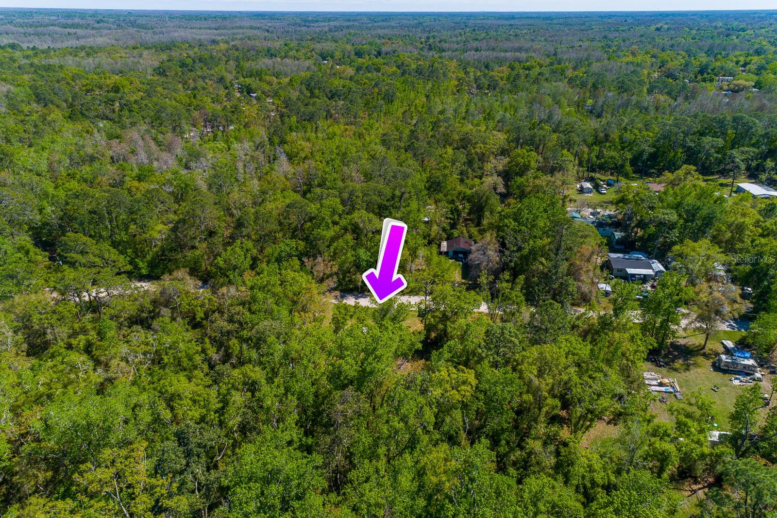 MOON LAKE ESTATES - Land