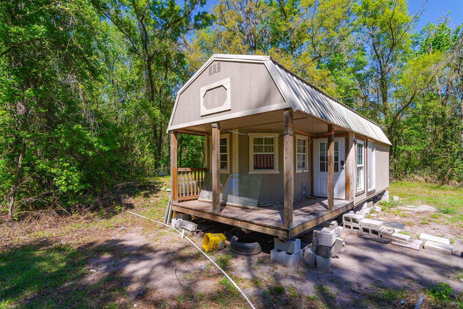 MOON LAKE ESTATES - Land