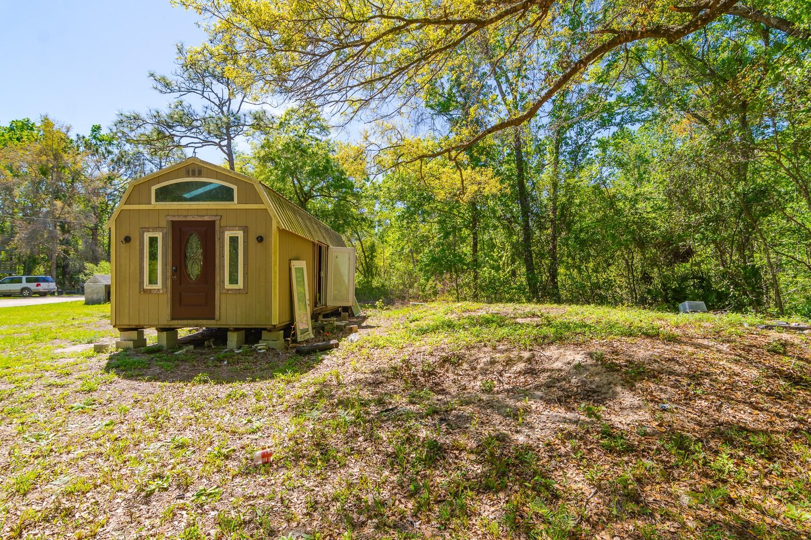 MOON LAKE ESTATES - Land