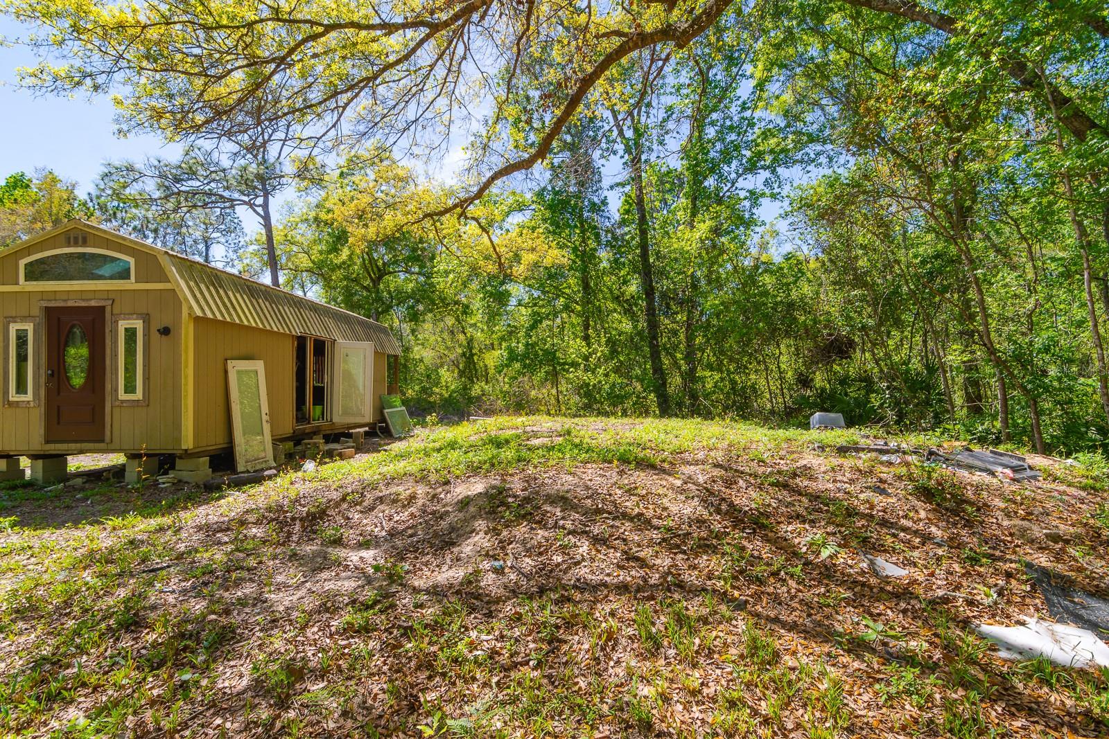 MOON LAKE ESTATES - Land