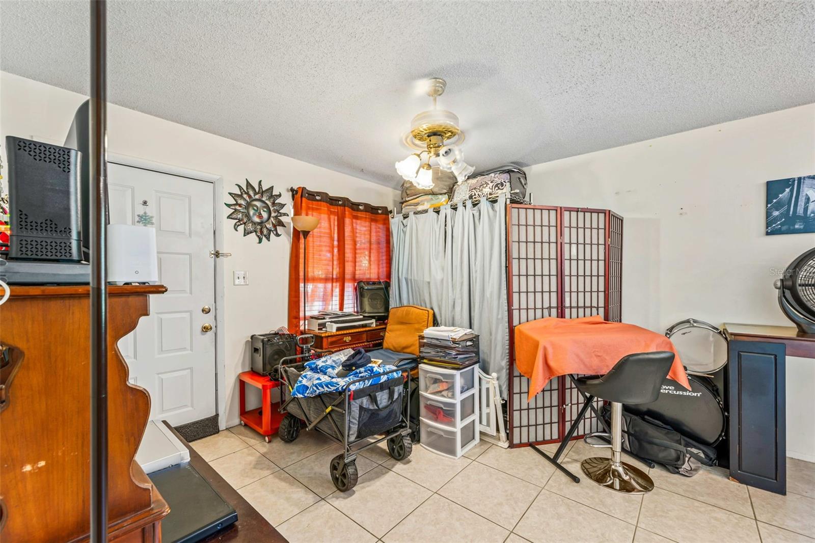 4814 S SEMORAN BOULEVARD 401
