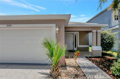 A home in GIBSONTON