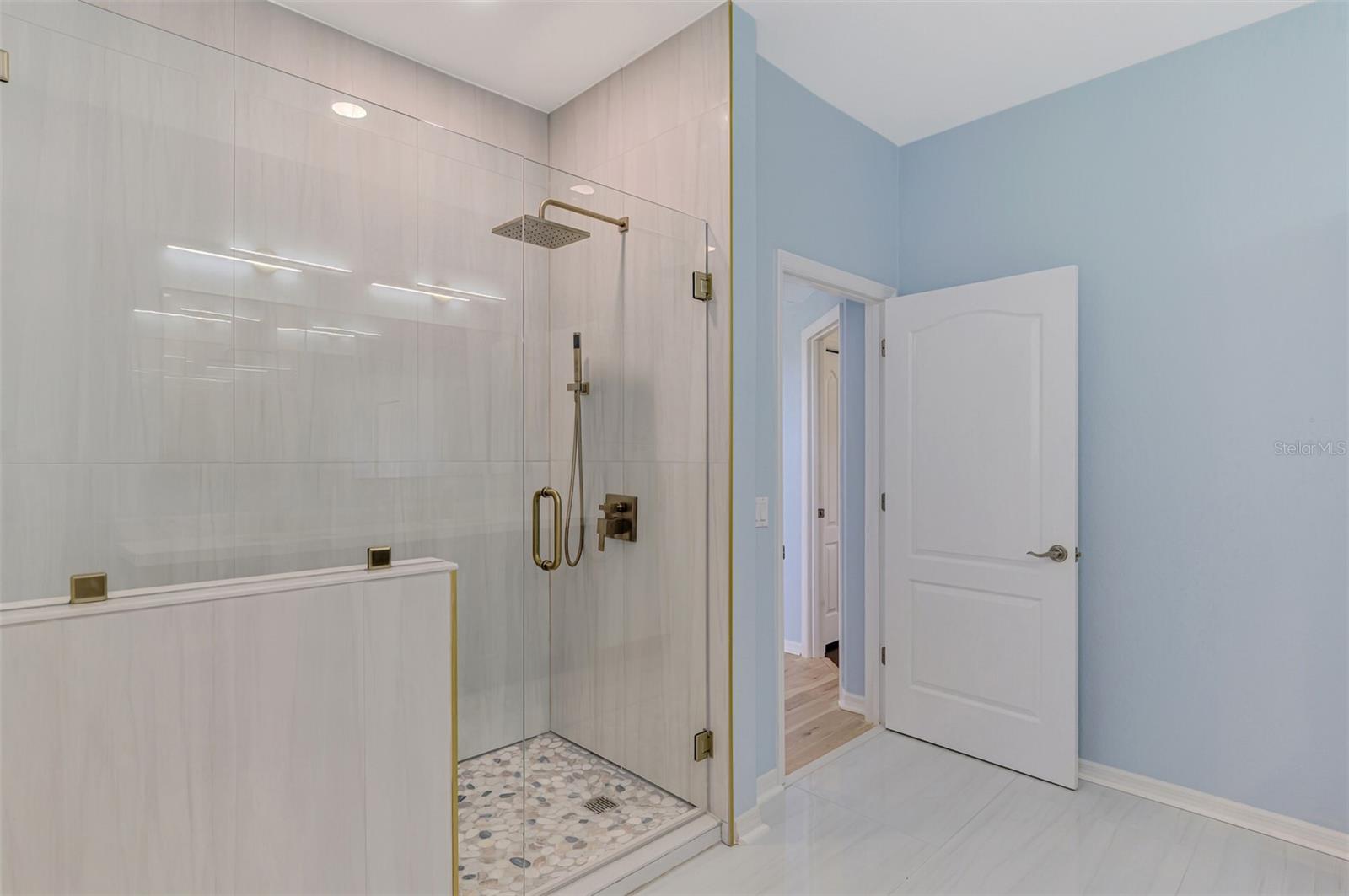 STONEYBROOK AT VENICE - Residential