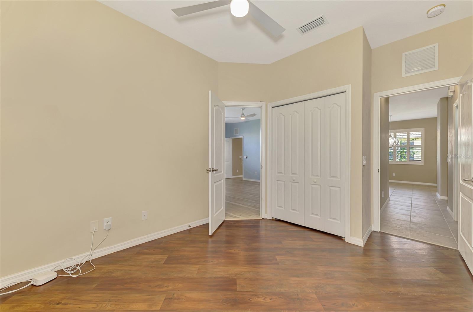 STONEYBROOK AT VENICE - Residential