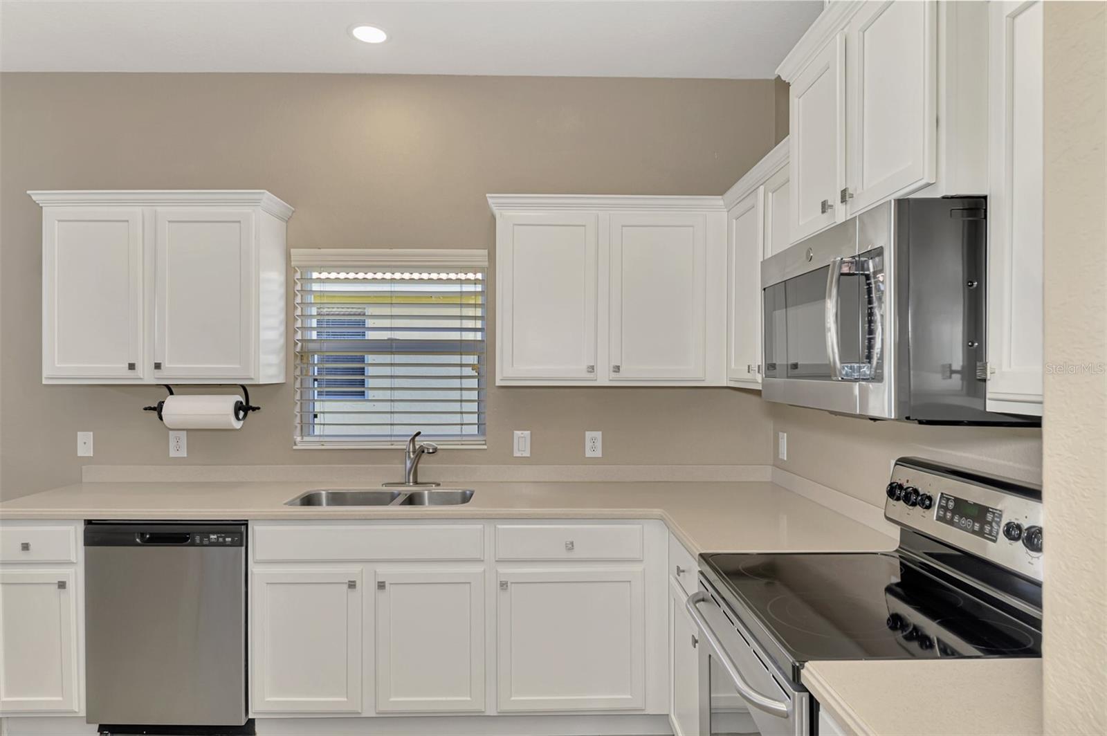 STONEYBROOK AT VENICE - Residential