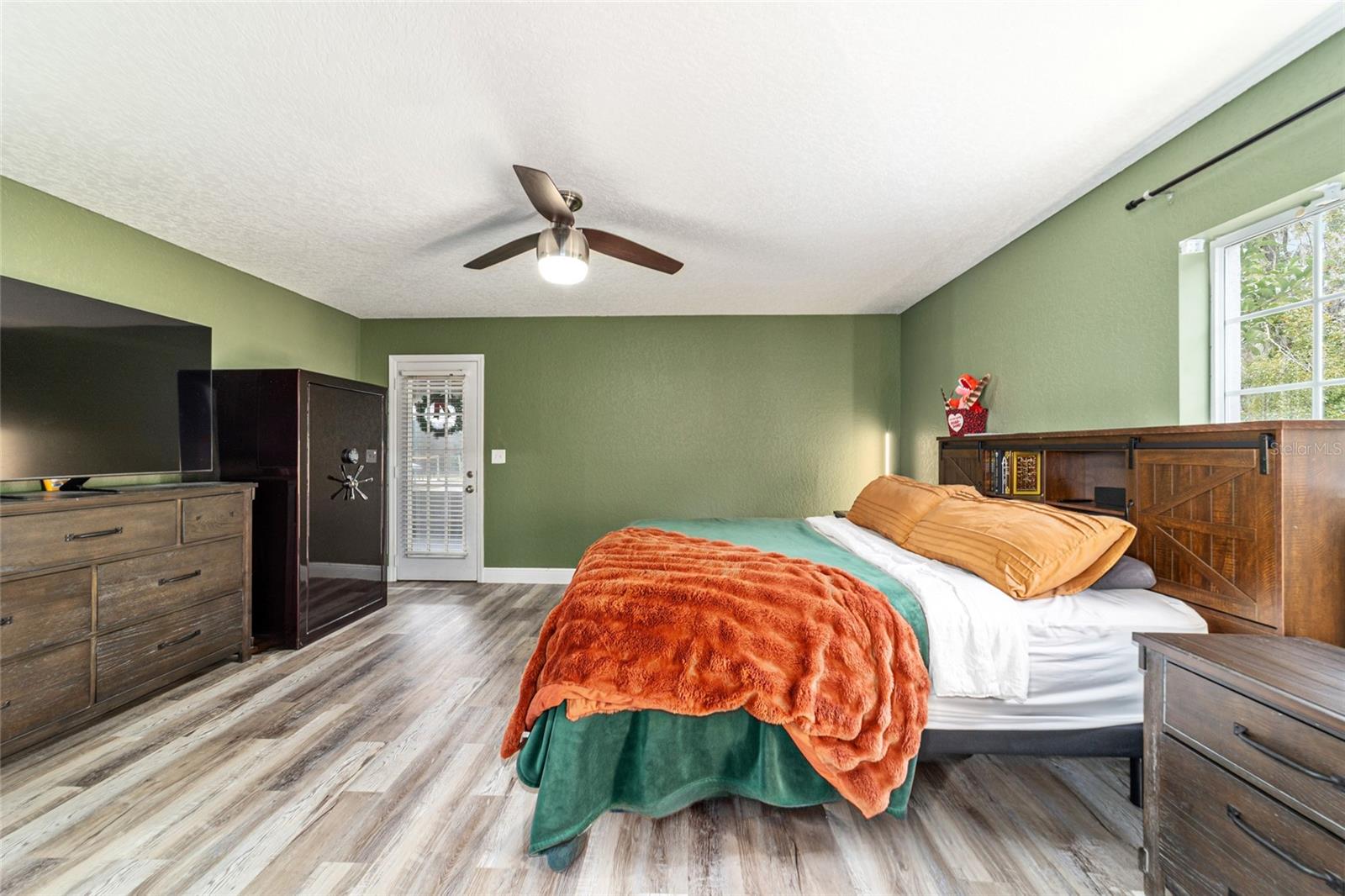 AG NONSUB - Residential