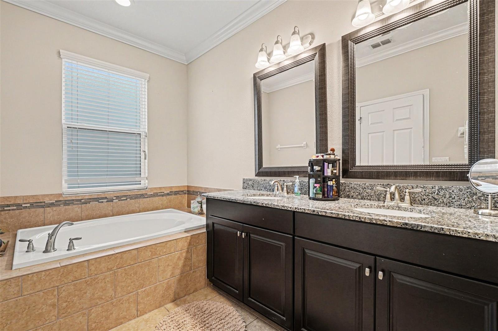 CARLTON LAKES PHASE 1A 1B-1 AND 1B-2 - Residential