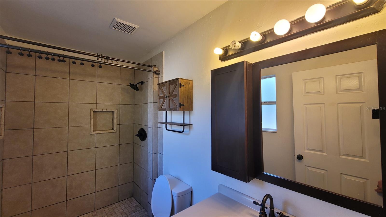 G M WHETSTONE ESTATE ADD TO H S - Residential Lease