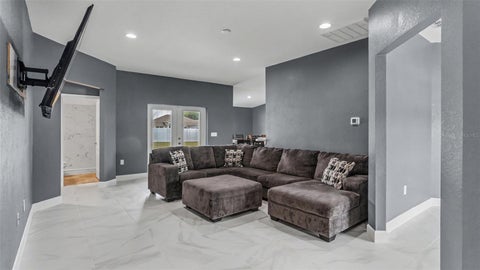 2048 Winding River Cove, Bartow, FL 33830
