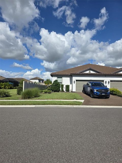 Photo of 10934 Wendover Drive, Palmetto, FL 34221 (MLS # TB8432866)