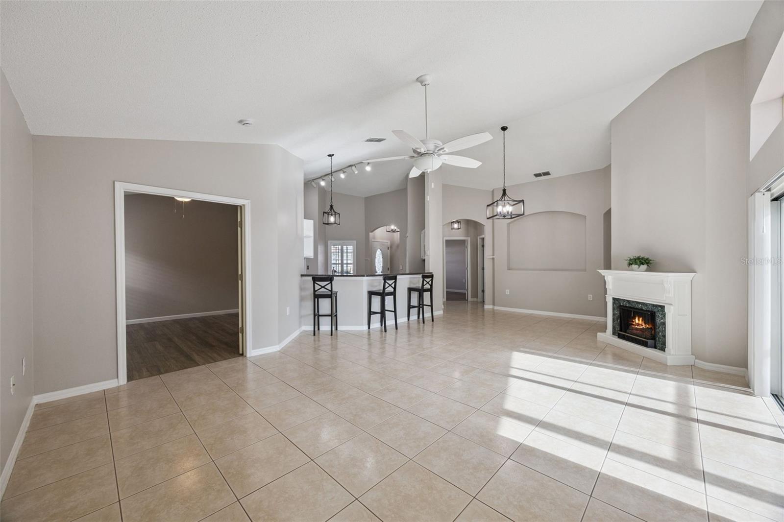 REGENCY PLACE PH 01 - Residential