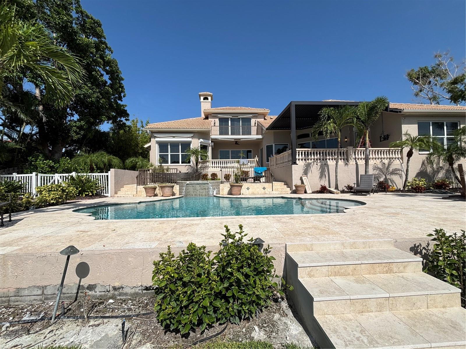 624 MOURNING DOVE DRIVE