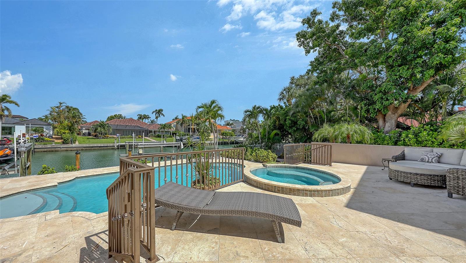 624 MOURNING DOVE DRIVE