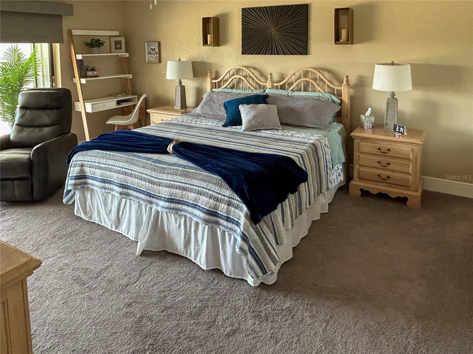 LANDMARK TOWERS - Residential Lease