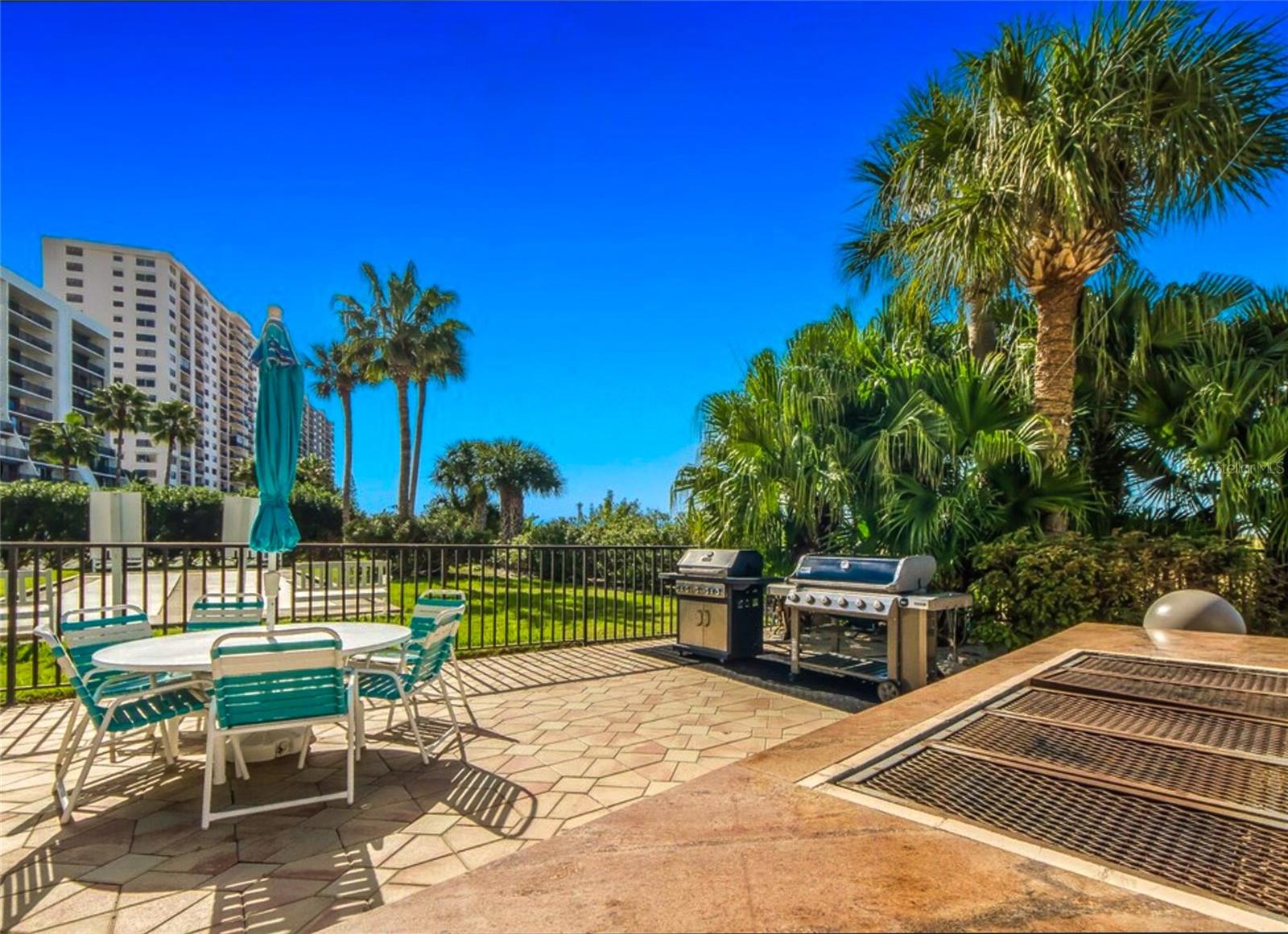 LANDMARK TOWERS - Residential Lease