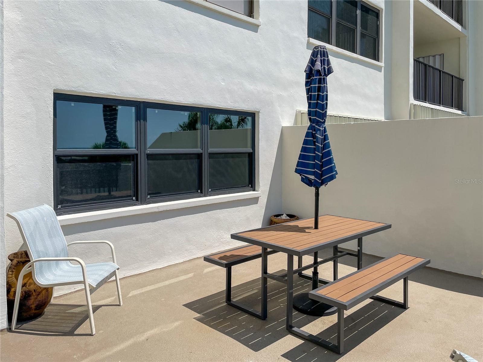 LANDMARK TOWERS - Residential Lease