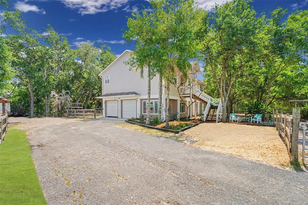 Photo of 3108 Arrowsmith Road, Wimauma, FL 33598 (MLS # TB8503484)