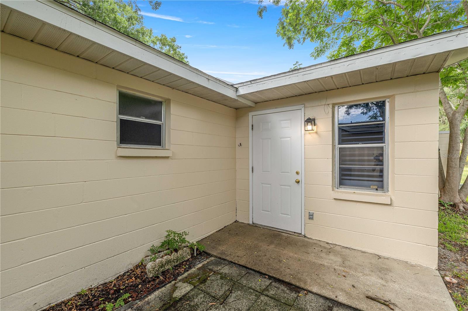 CIRCLE SQUARE WOODS - Residential