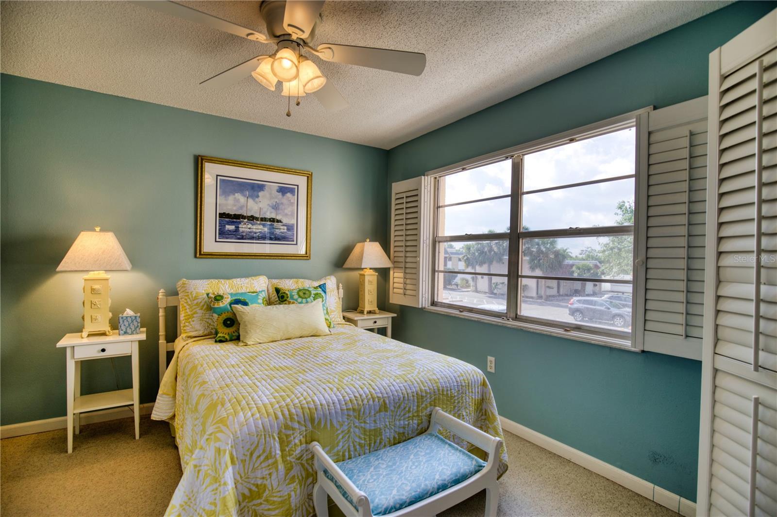LAS PALMAS - Residential Lease