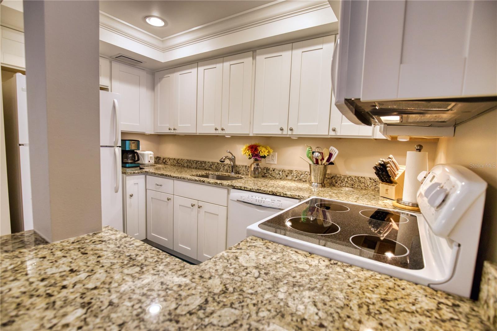 LAS PALMAS - Residential Lease