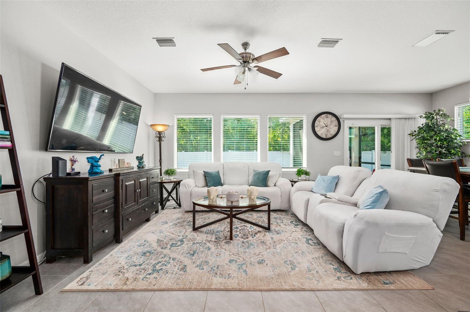 HAMPTON W PH 1 - Residential