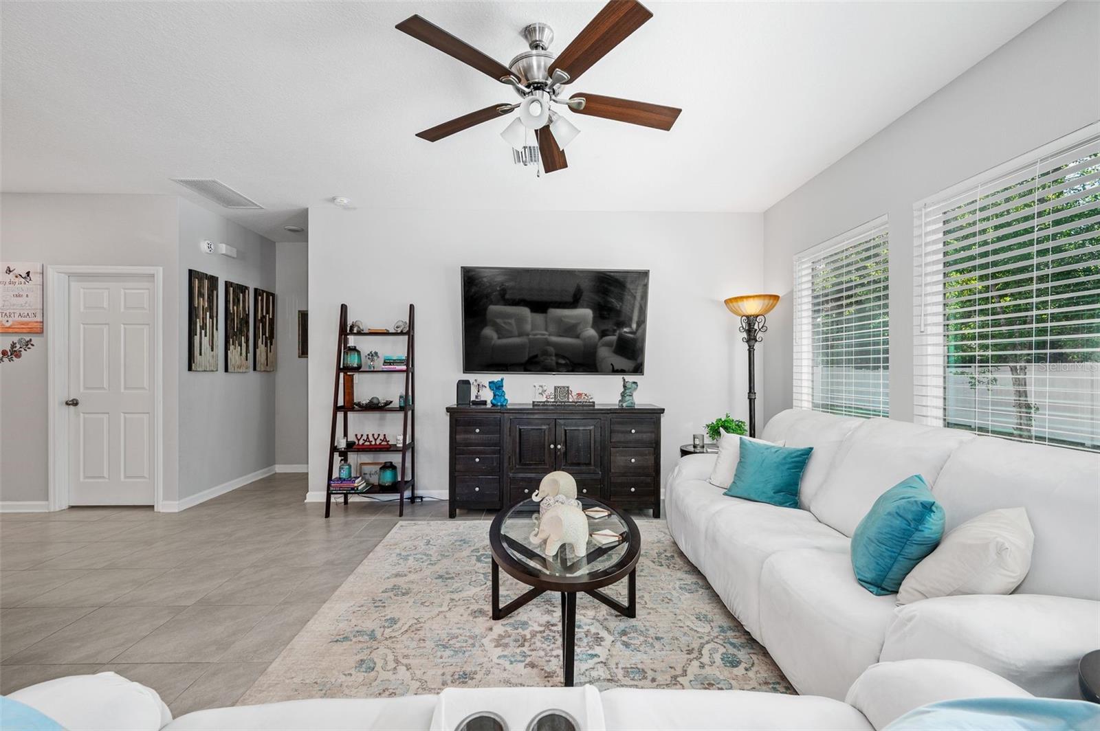 HAMPTON W PH 1 - Residential