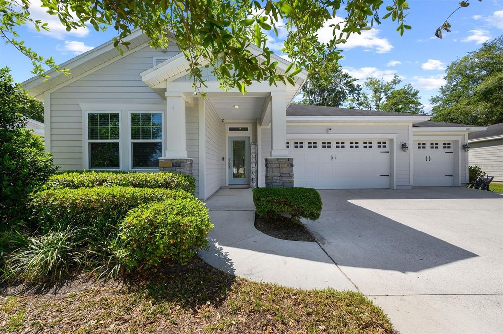 Photo of 11973 Bridgehampton Road, Jacksonville, FL 32218 (MLS # GC539682)