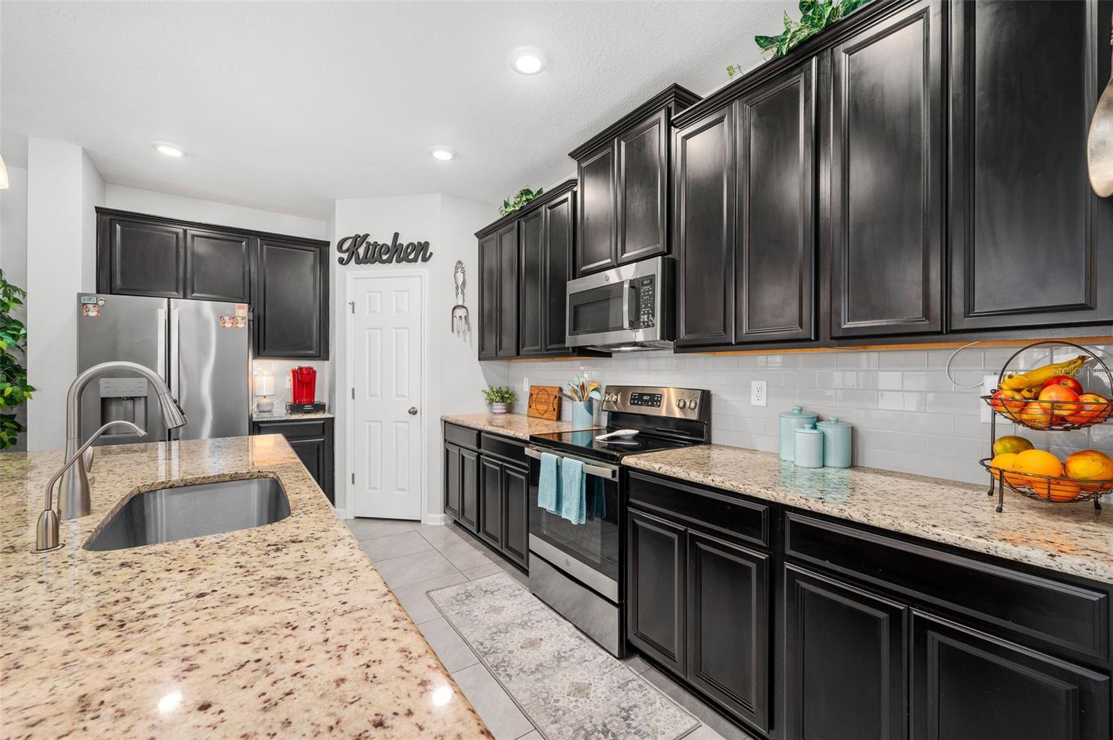 HAMPTON W PH 1 - Residential