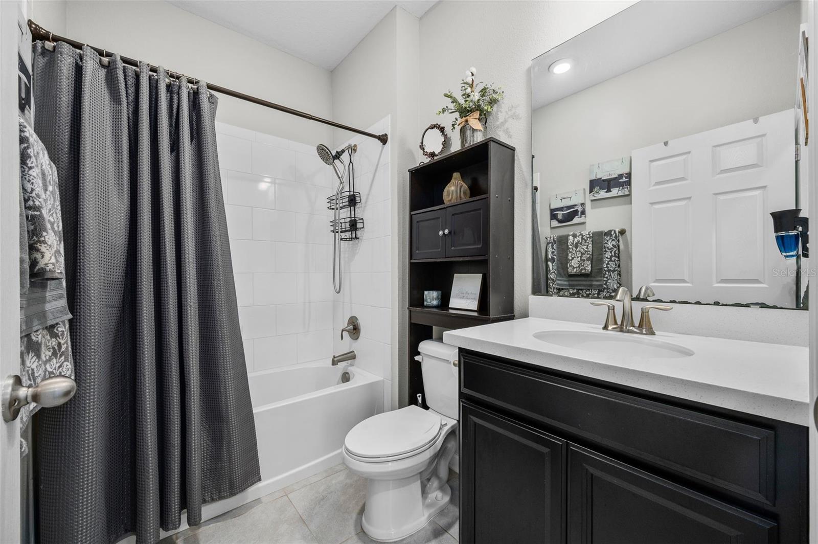 HAMPTON W PH 1 - Residential