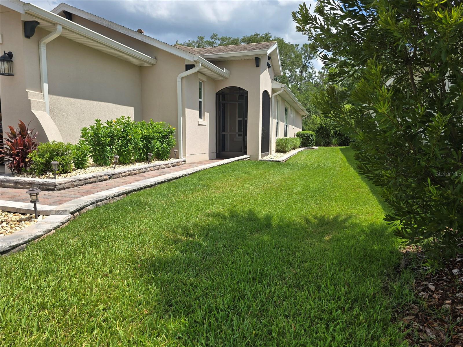 373 VESTRELLA DRIVE